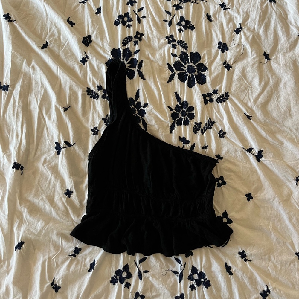 One shoulder Urban Outfitters blouse